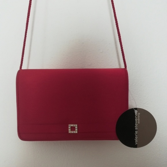 Handbags - NWT Valerie Stevens Red Satin Dress Evening Shoulder Bag
